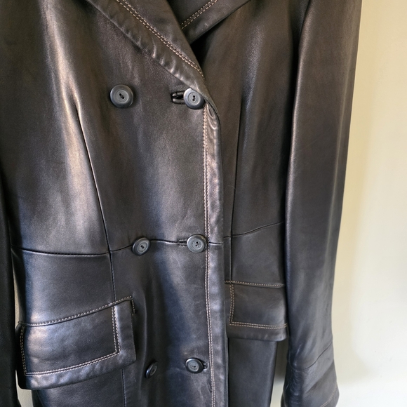 Danier S Vintage 90s Modern Contemporary Mobwife Dark Brown Leather Jacket - Picture 8 of 16